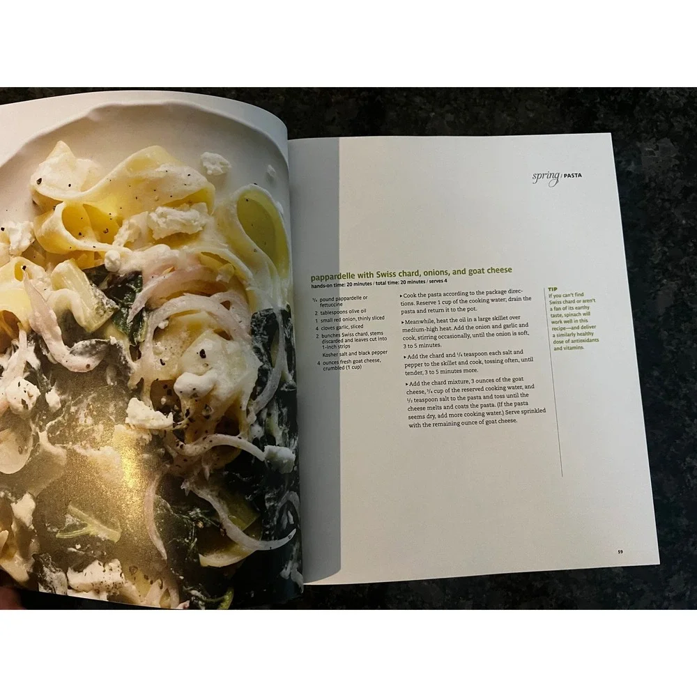 Real Simple Easy,‎ Delicious Home Cooking Cookbook: 250 Recipes Season